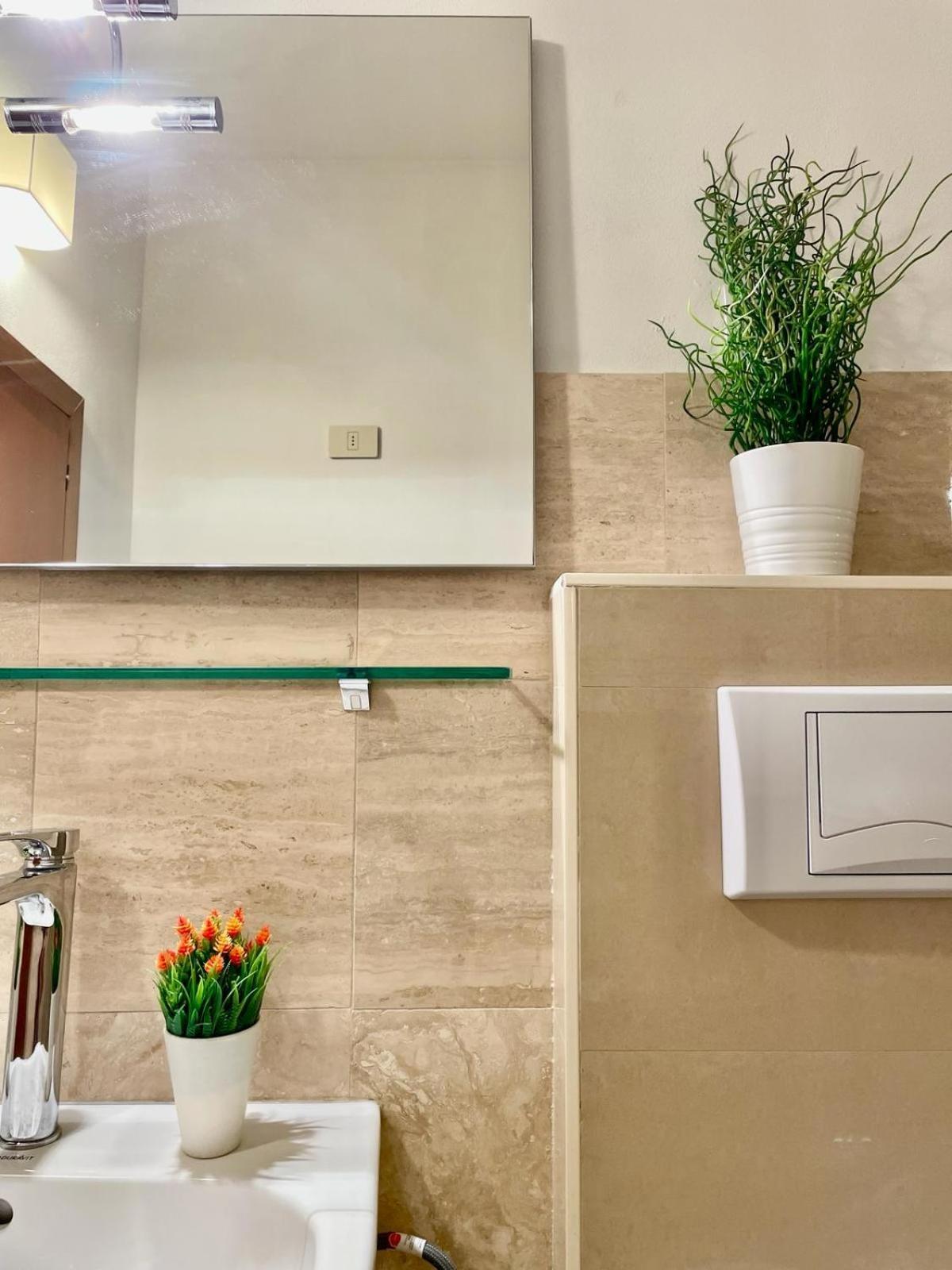 Bnbook Lago Maggiore Studio 2 دورميلّيتّو المظهر الخارجي الصورة